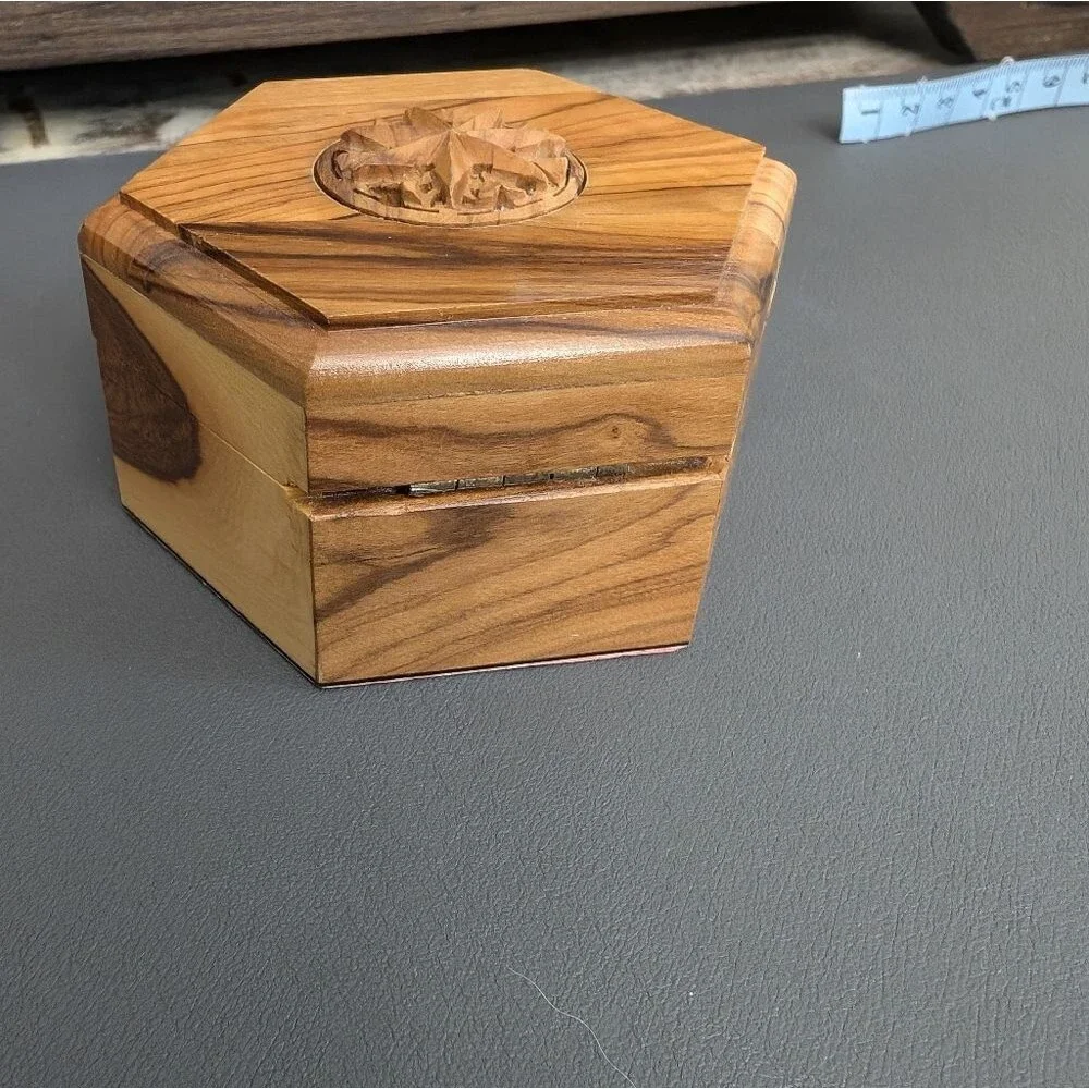 Olive Wood 7 Point Star Trinket Box, Made In Bethlehem